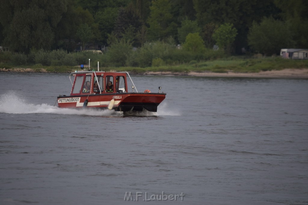 PRhein Koeln Porz Ensen Schwimmer untergegangen P128.JPG - Miklos Laubert